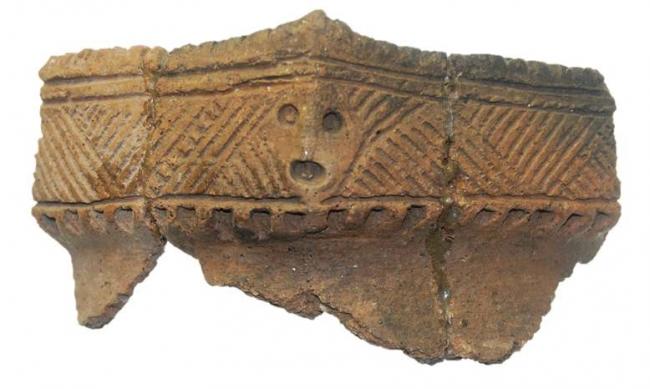 sherd from Iroquois pottery