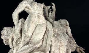 Emma Iracondo: A view of Ponte Sant'Angelo bridge at night!